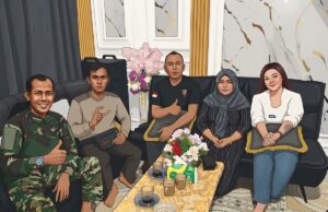 Didampingi Bhabinkamtibmas dan Babinsa, Cak Sam Mediasi Artis Kalteng dan IRT Berseteru di TikTok Mediasi