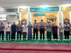 Subuh Keliling di Masjid Aqidah Palangka Raya, Dirbinmas Polda Kalteng Ajak Masyarakat Waspada Karhutla, Cegah Balapan Liar Dan Jauhi Judi Online - Subuh Keliling Polda Kalteng bersama masyarakat di Masjid Aqidah Palangka Raya